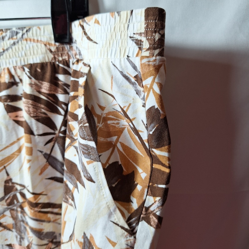 D&CO BEACH Hawaiian Aloha Cropped Pull-On Pant Sz 2X Tropical All-Over Palm Leaf - Picture 3 of 7